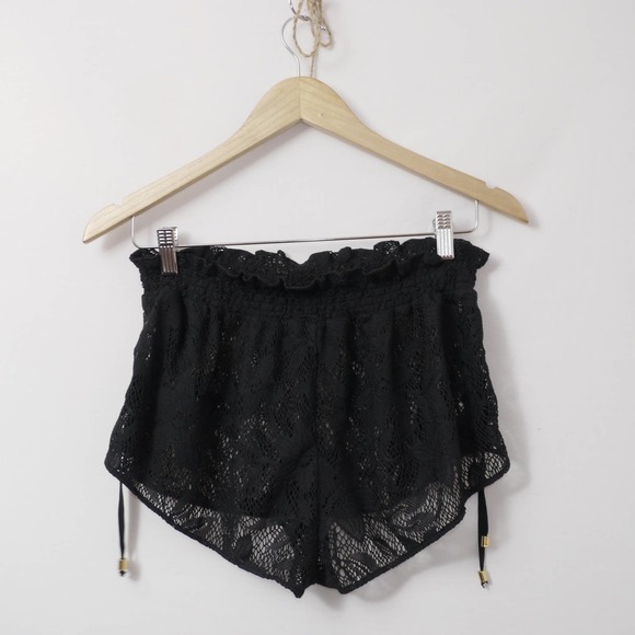 Victoria's Secret Lace Floral Sheer Shorts Size S - Picture 4 of 9